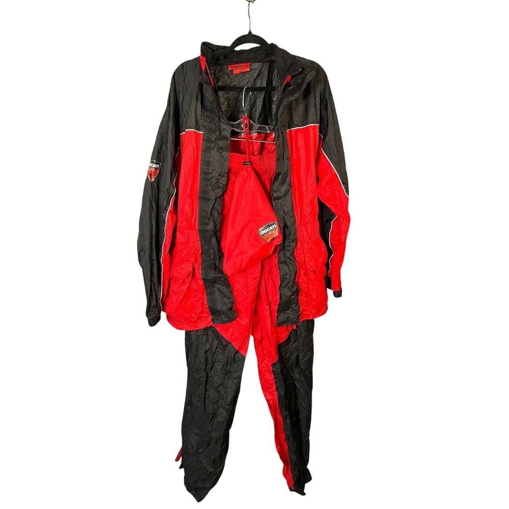 Ducati Corse Mens Red Black Nylon Rain Suit Jacket and Pants Set Size Large